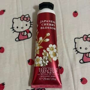 Bath & Body Works Japanese Cherry Blossom Shea Butter Hand Cream